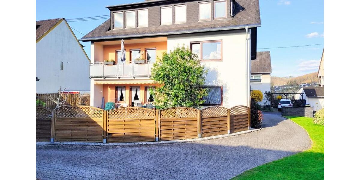 Etagenwohnung Brey - 3 Zimmer, 98 m&sup2;, 850&euro; | Angebot:26002273