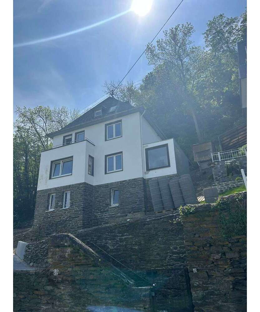 Haus zum Kaufen in Sankt Goar 229.000 € 178 m²