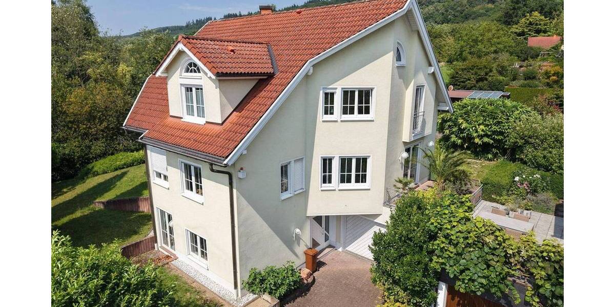 Einfamilienhaus mit lebenslangem Wohnrecht! 7 zimmer