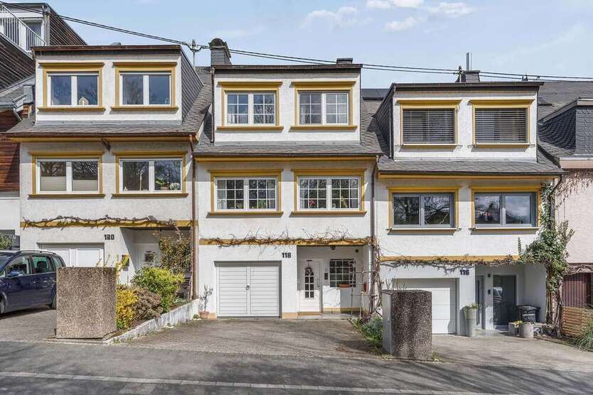 Haus zum Kaufen in Winningen 365.000 € 148 m²