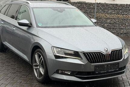 Skoda Superb 128.000 km 14.490 &euro; Bad Breisig 53498