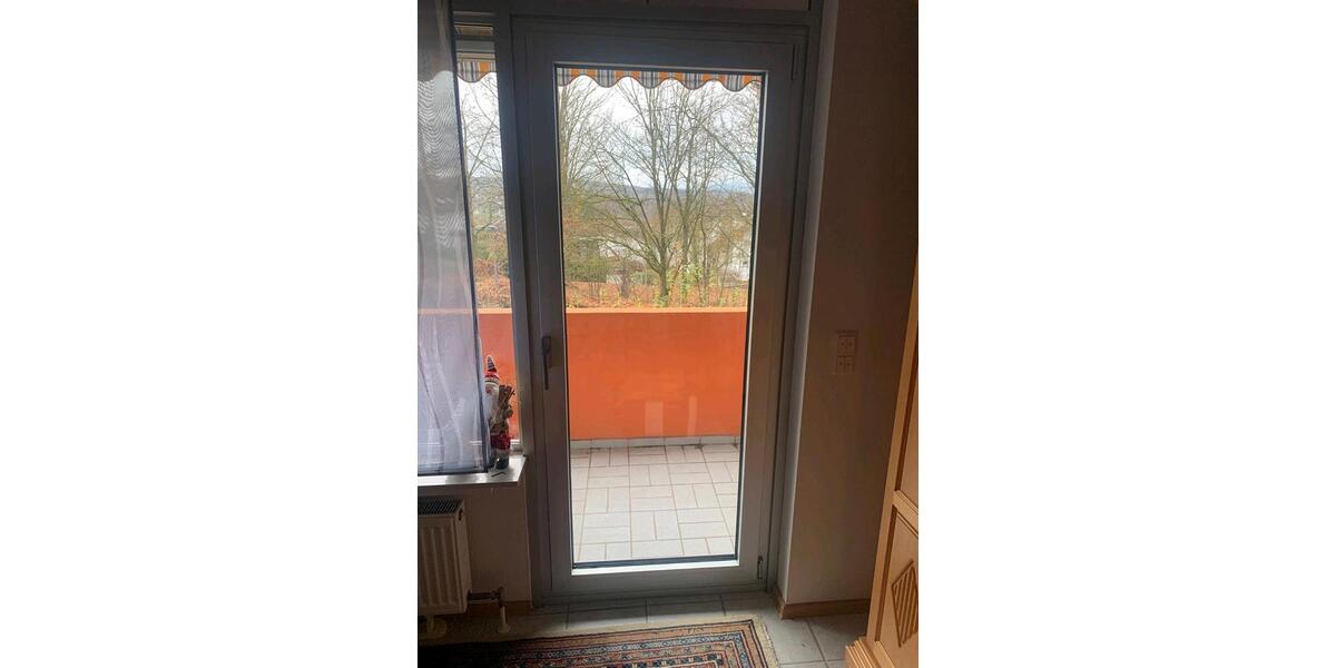 Etagenwohnung Koblenz Karthause - 3 Zimmer, 82 m&sup2;, 240.000&euro; | Angebot:27275610