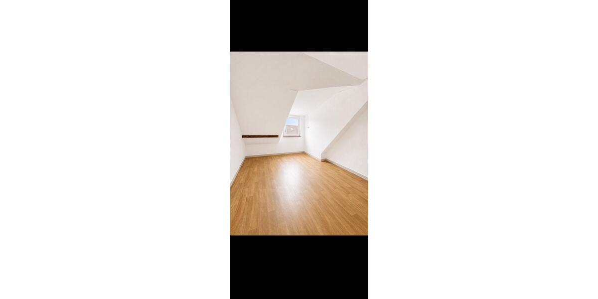 Einfamilienhaus Neuwied - 6 Zimmer, 150 m&sup2;, 1.300&euro; | Angebot:26683026