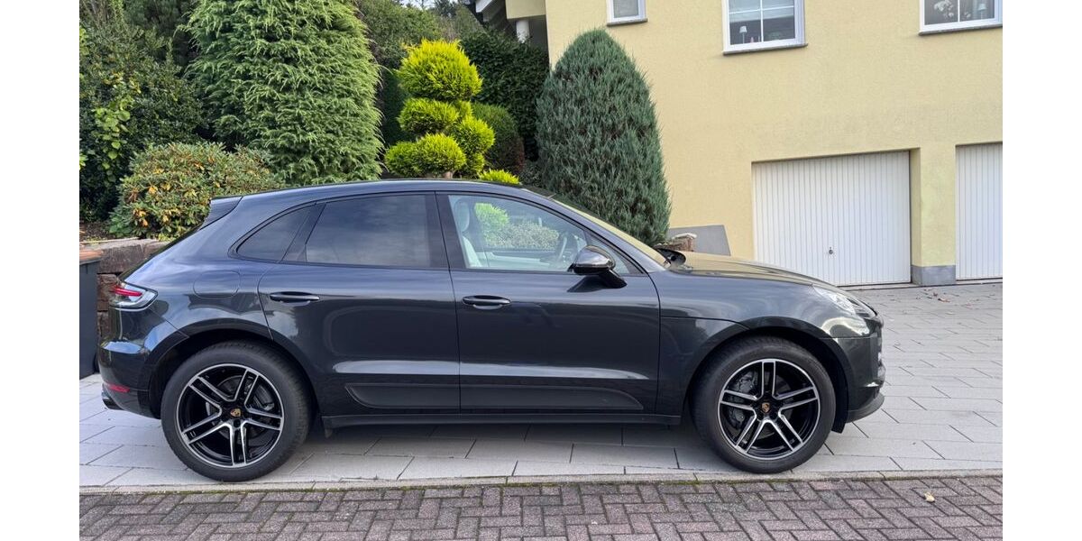 Porsche Macan 35.500 km 62.500 &euro; Arzbach 56337