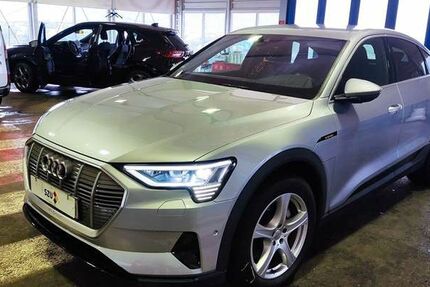 Audi e-tron 77.100 km 25.990 € Montabaur 56410