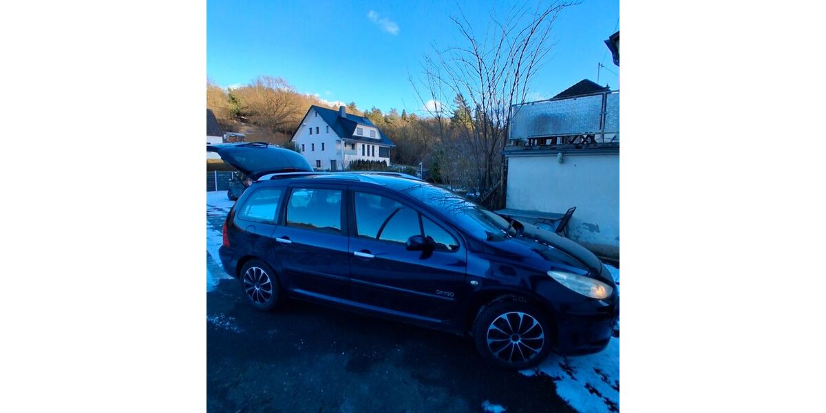 Peugeot 307 260.000 km 2.100 &euro; Boppard 56154