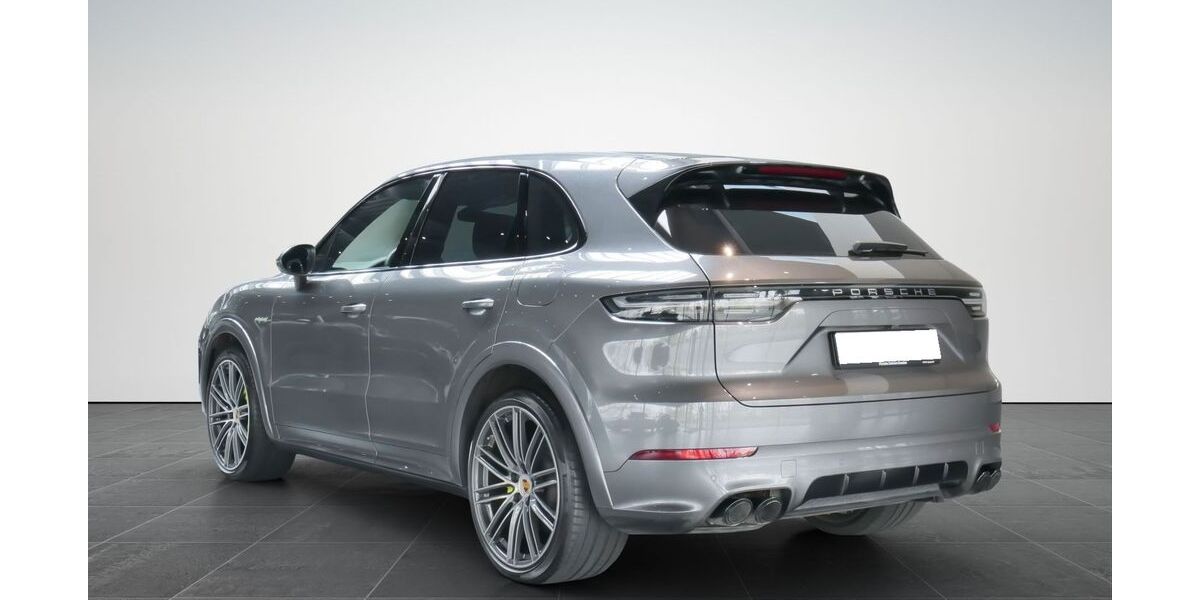 Porsche Cayenne 92.186 km 59.890 &euro; Diez 65582