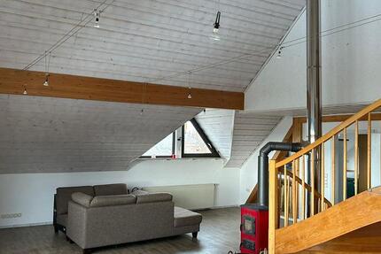 Große Dachgeschoss- Wohnung in Lautert zimmer