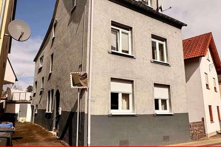 Haus Koblenz Bubenheim - 8 Zimmer, 171 m&sup2;, 220.000&euro; | Angebot:26250388