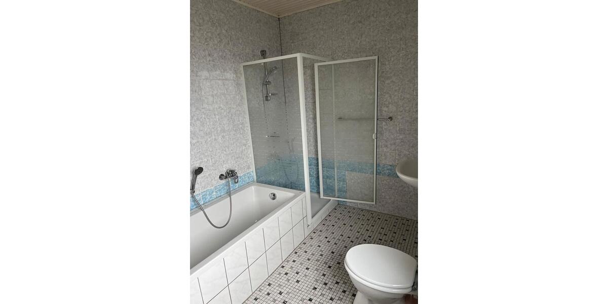 Etagenwohnung Dieblich - 1 Zimmer, 70 m&sup2;, 600&euro; | Angebot:26183373