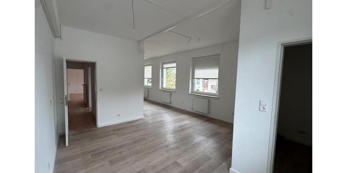 Etagenwohnung Neuwied - 2 Zimmer, 76 m&sup2;, 605&euro; | Angebot:26477138