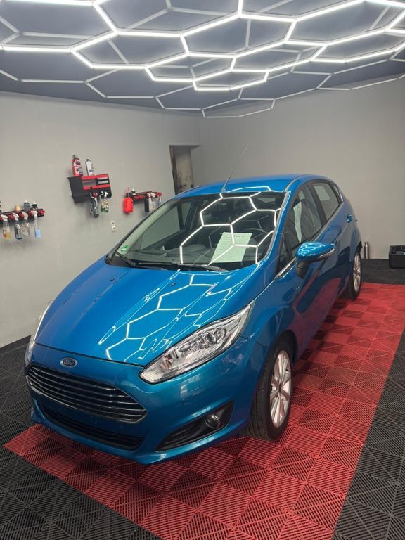 Ford Fiesta 179.818 km 4.499 € Boppard 56154