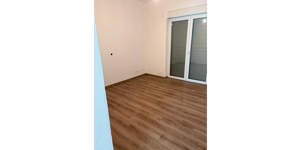 Erdgeschoßwohnung Ochtendung - 2 Zimmer, 65 m&sup2;, 590&euro; | Angebot:25370015
