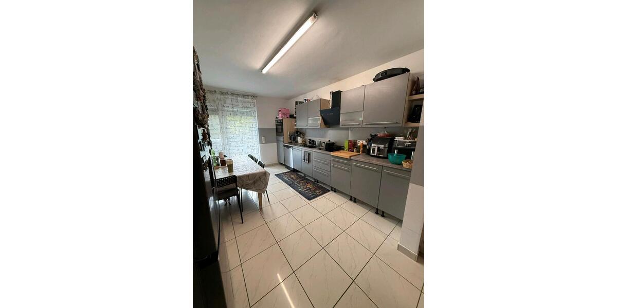 Etagenwohnung Montabaur - 5 Zimmer, 155 m&sup2;, 1.200&euro; | Angebot:26167566