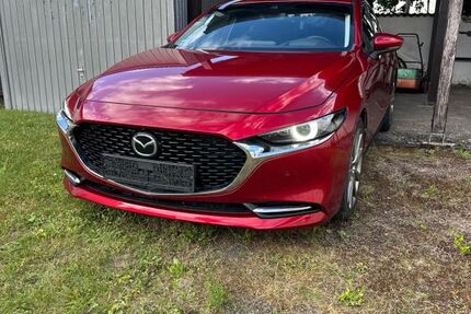Mazda 3 121.000 km 17.000 &euro; Rüber 56295