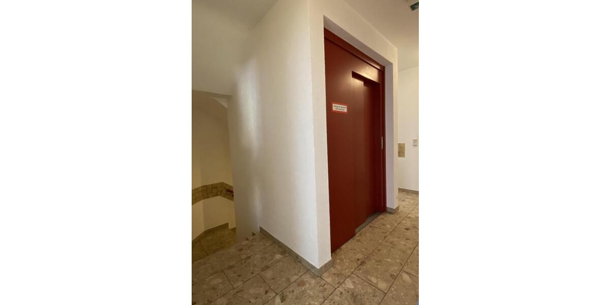 Etagenwohnung Neuwied - 3 Zimmer, 80 m&sup2;, 880&euro; | Angebot:24982999