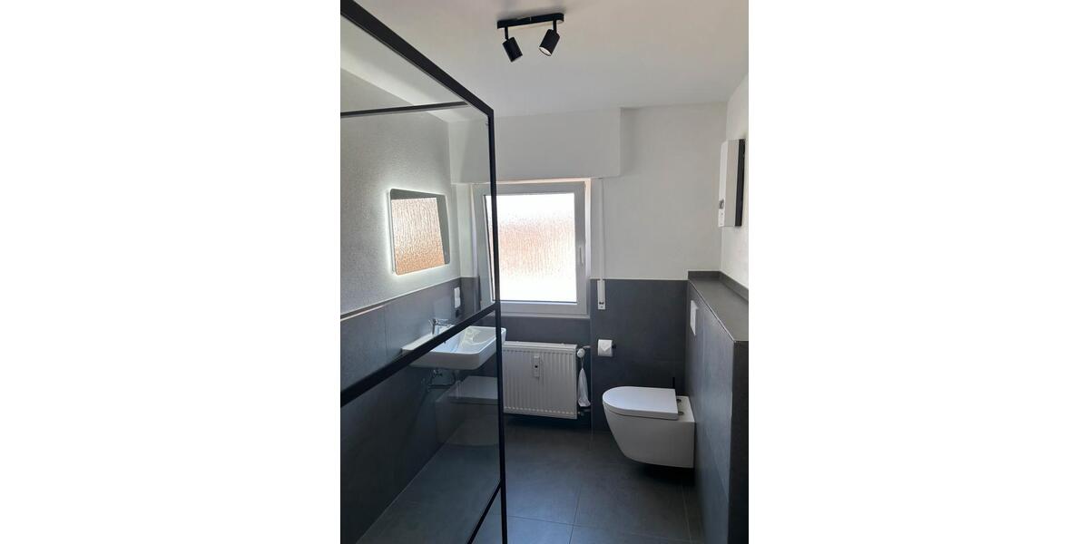 Dachgeschoßwohnung Andernach - 3 Zimmer, 72 m&sup2;, 900&euro; | Angebot:25590940