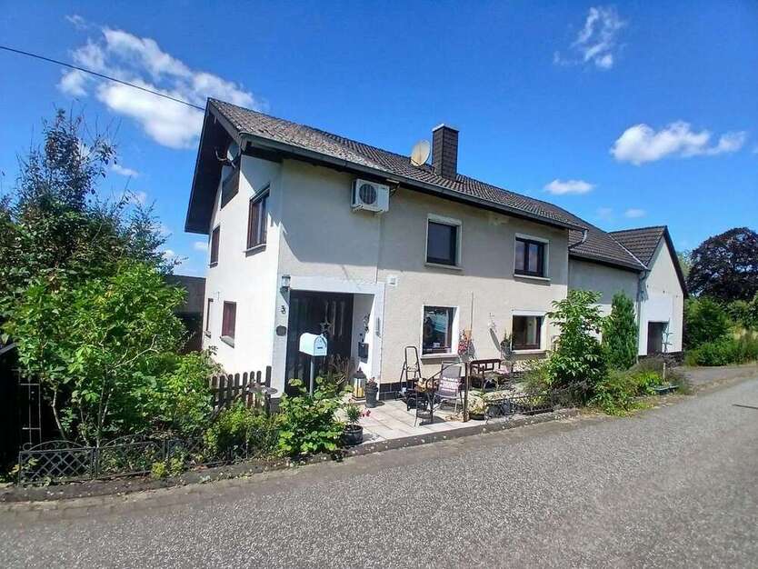 Haus zum Kaufen in Niederwambach-Ascheid 339.000 € 173.16 m²