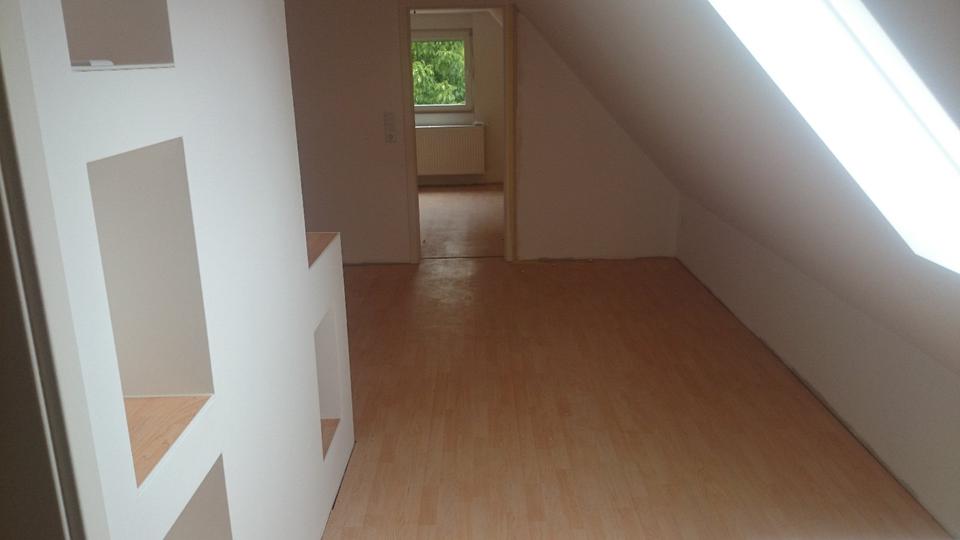 Dachgeschoßwohnung Halsenbach - 3 Zimmer, 60 m&sup2;, 530&euro; | Angebot:26412985