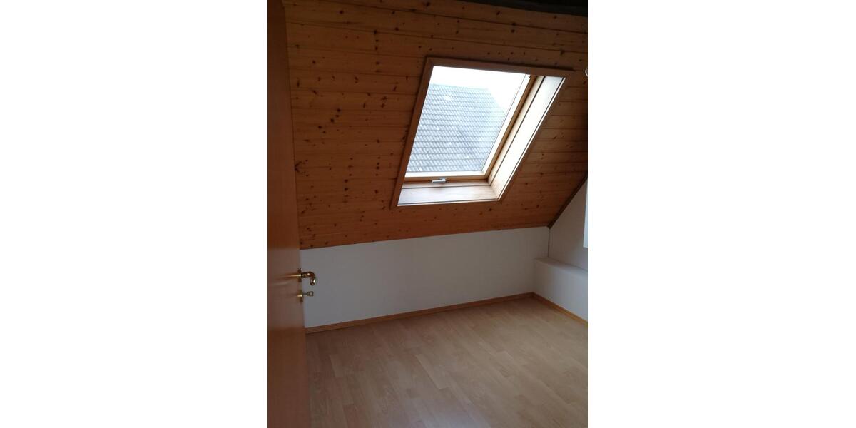 Einfamilienhaus Niederzissen - 5 Zimmer, 100 m&sup2;, 950&euro; | Angebot:26539737