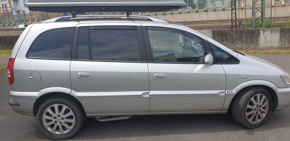 Opel Zafira 131.702 km 2.500 € Koblenz 56068