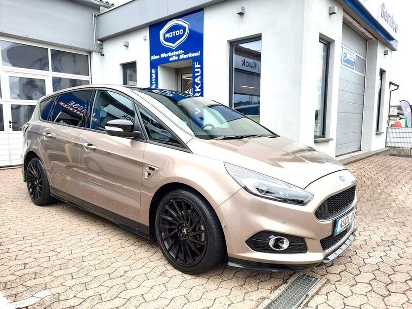 S-Max
