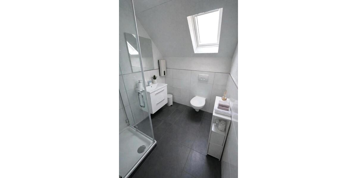 Dachgeschoßwohnung Höhr-Grenzhausen Grenzhausen - 4 Zimmer, 86 m&sup2;, 750&euro; | Angebot:25797198