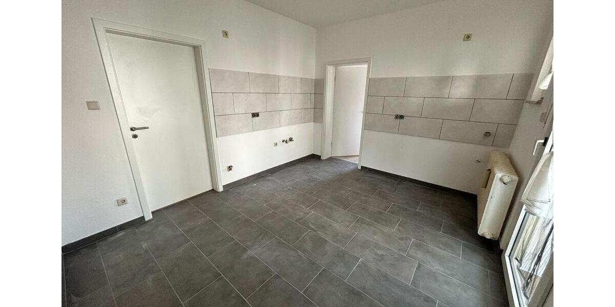 Erdgeschoßwohnung Mayen - 2 Zimmer, 95 m&sup2;, 745&euro; | Angebot:25787779