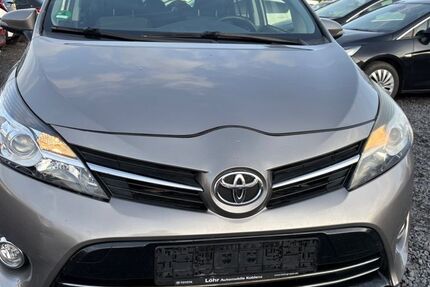 Toyota Verso 153.000 km 5.550 &euro; Ochtendung 56299