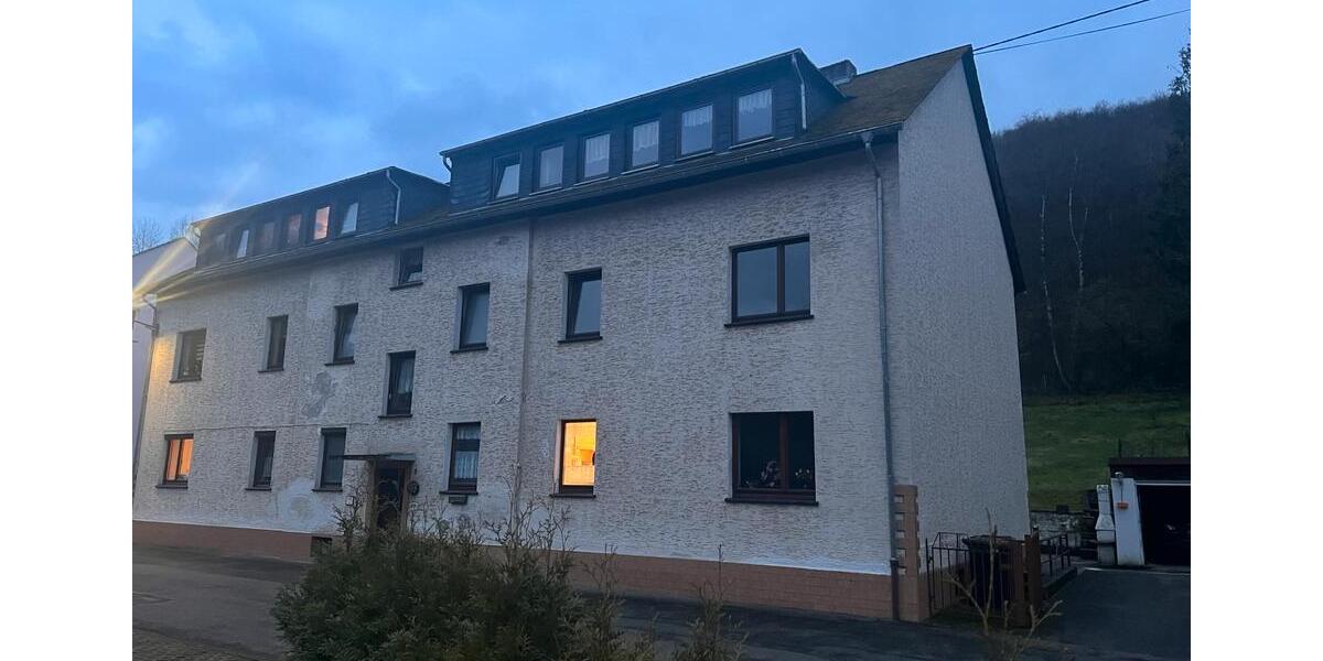 Dachgeschoßwohnung Vallendar - 3 Zimmer, 85 m&sup2;, 850&euro; | Angebot:26220051