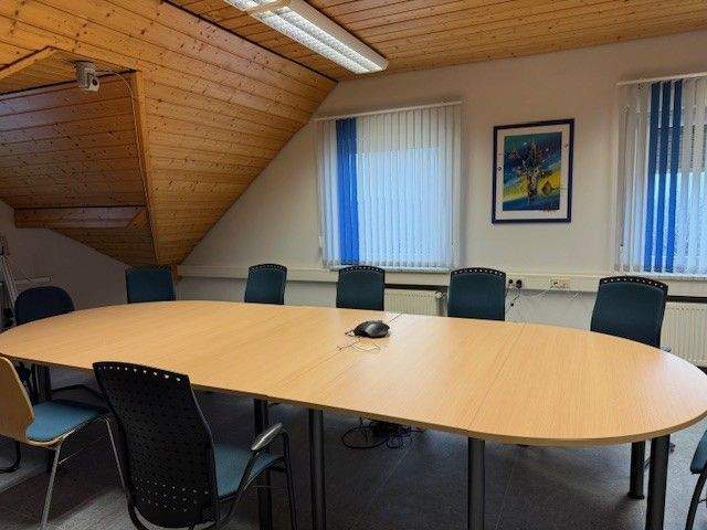 Gewerbeobjekt Roes - 400&euro; | Angebot:25879711