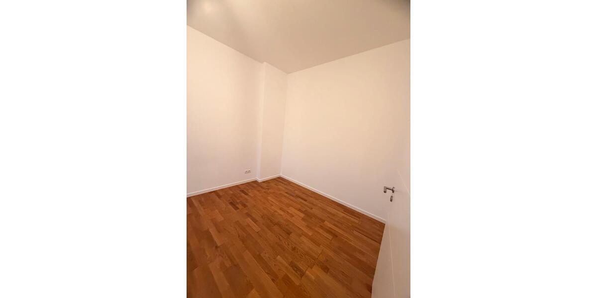 Etagenwohnung Lahnstein - 4 Zimmer, 120 m&sup2;, 800&euro; | Angebot:26462744