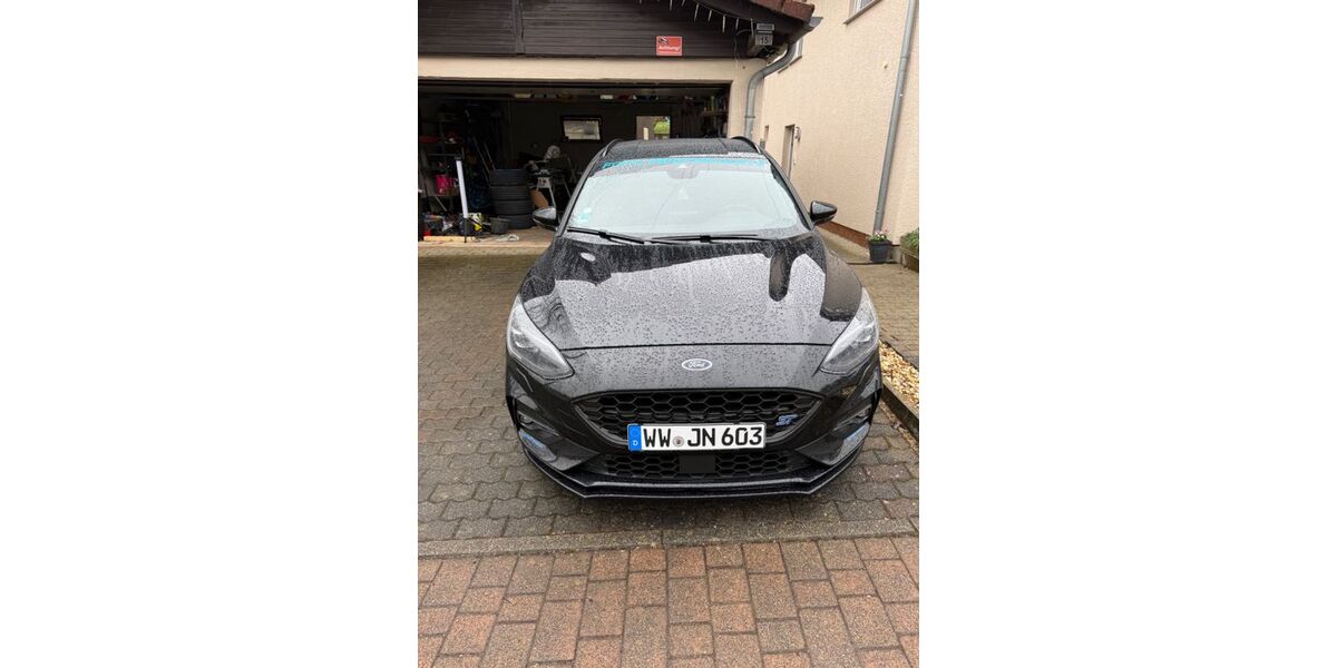 Ford Focus 83.750 km 23.500 &euro; Quirnbach 56242