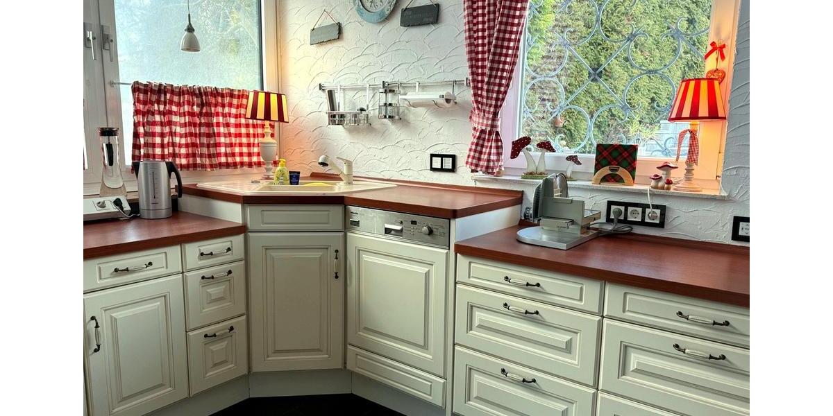 Komfortables Wohnen (vollmöbliert) in luxuriöser Ausstattung 9 zimmer