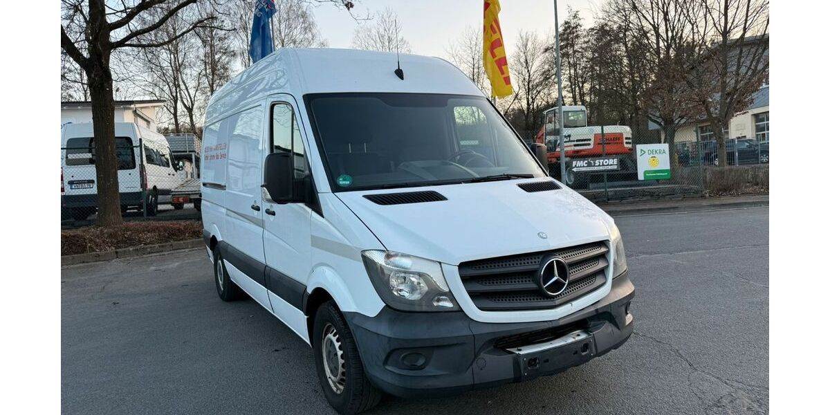 Mercedes-Benz Sprinter 268.847 km 9.990 &euro; Niederelbert 56412