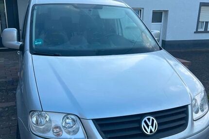VW Caddy 90.499 km 10.990 &euro; Kobern-Gondorf 56330