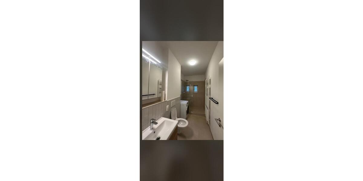 WG ZIMMER MIT ANMELDUNG (FLATSHARED) 1 zimmer