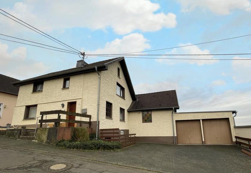 Gemütliches Einfamilienhaus mit großem Garten und viel Platz