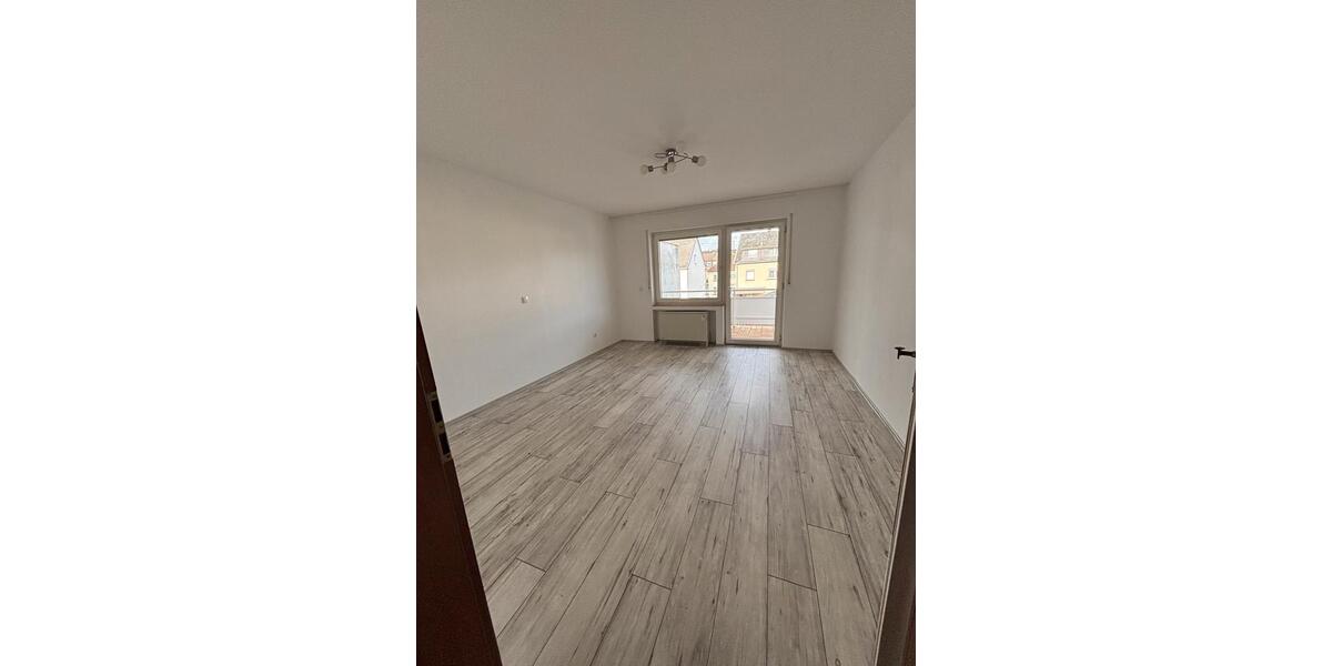 Etagenwohnung Bad Breisig - 2 Zimmer, 82 m&sup2;, 900&euro; | Angebot:25982032