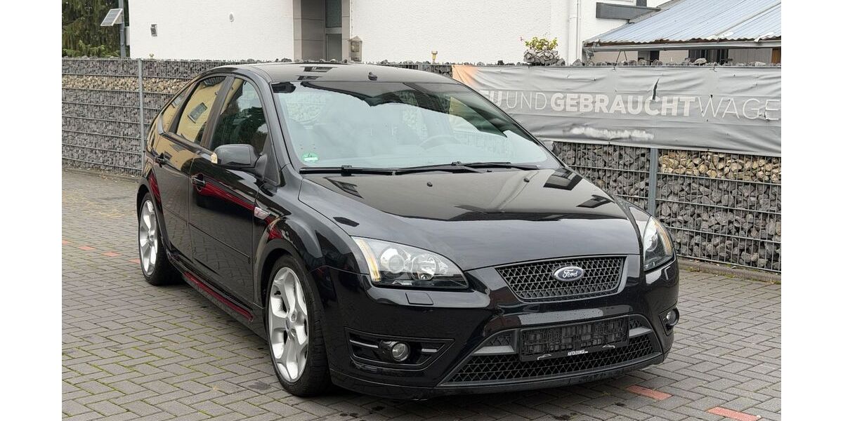 Ford Focus 150.000 km 12.499 &euro; Bad Breisig 53498