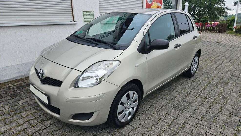 Yaris