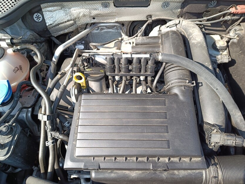 VW Beetle 88.595 km 16.380 € Ney 56283