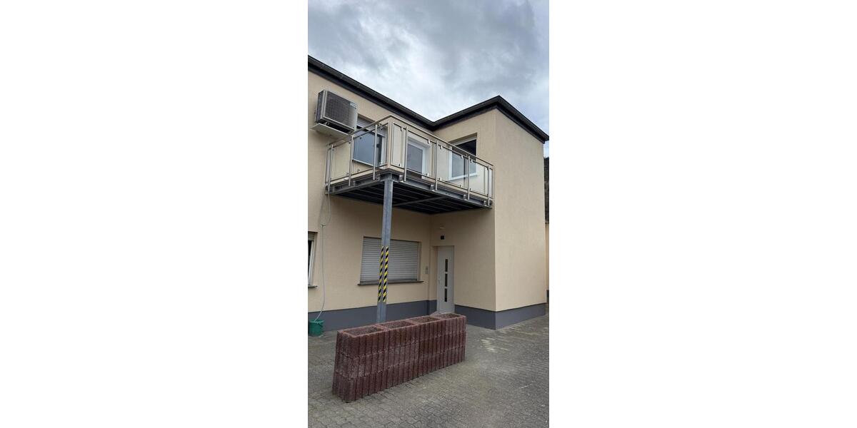 Etagenwohnung Andernach - 2 Zimmer, 72 m&sup2;, 1.275&euro; | Angebot:26227277