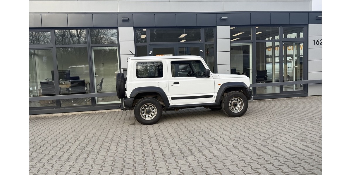 Suzuki Jimny 4-Sitzer 8-fach Bereift Comfort AllGrip 48.890 km 26.990 &euro; Koblenz 56070