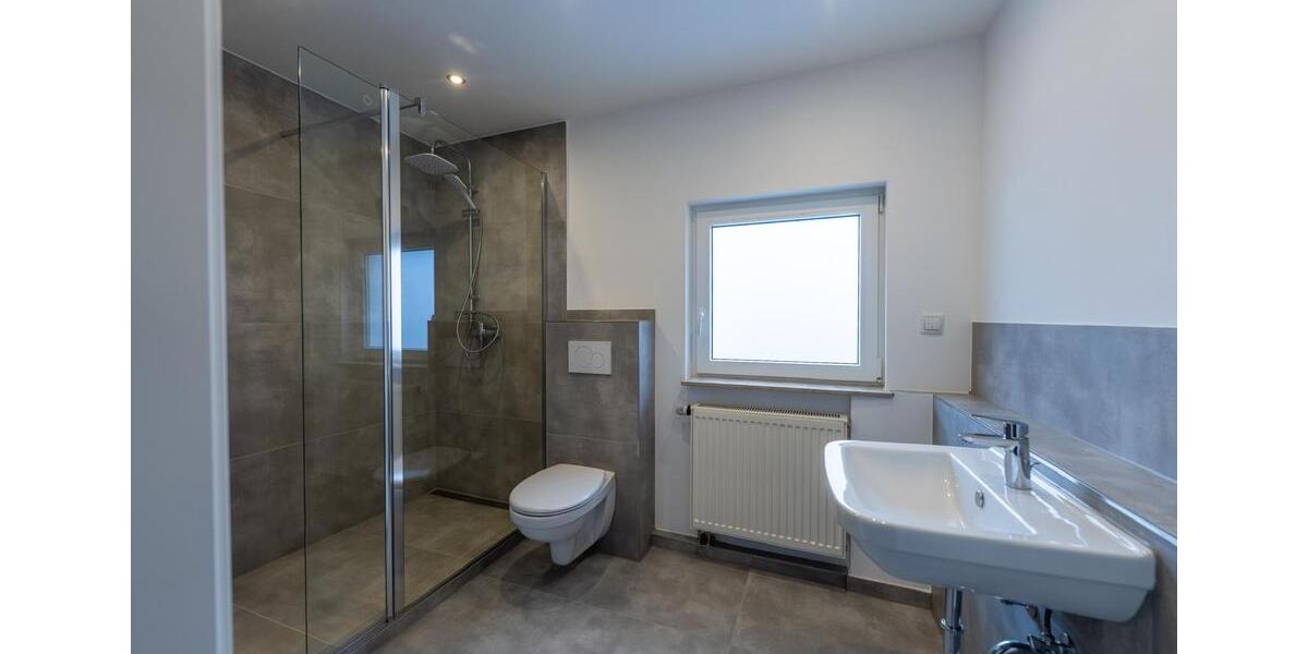 Etagenwohnung Koblenz Bisholder - 3 Zimmer, 80 m&sup2;, 1.150&euro; | Angebot:25638085