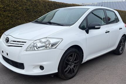 Toyota Auris 174.000 km 4.199 &euro; Koblenz 56073