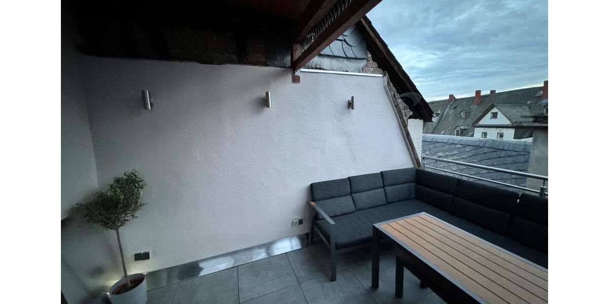 Mehrfamilienhaus mit Ladenlokal – kernsaniert, denkmalgeschützt 14 zimmer