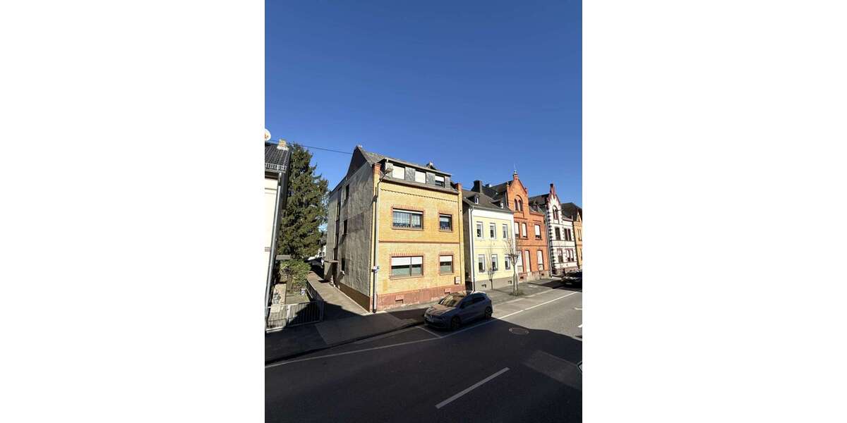 Einfamilienhaus Neuwied Block - 12 Zimmer, 275 m&sup2;, 311.500&euro; | Angebot:25379831
