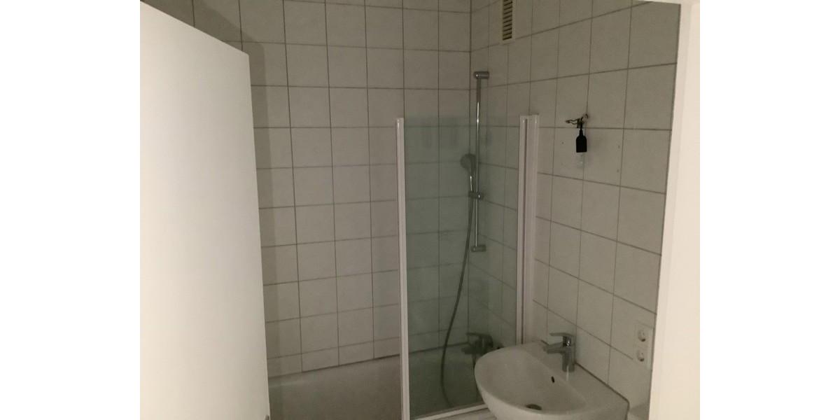 Etagenwohnung Koblenz Bisholder - 1.5 Zimmer, 42 m&sup2;, 403&euro; | Angebot:26274456