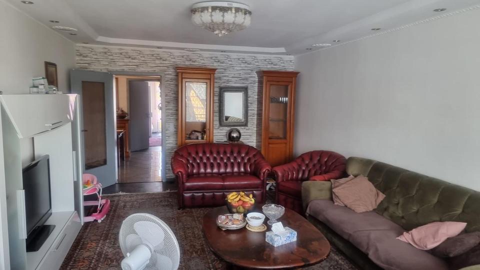 2 Wohnungen im Paket - Exklusive Wohnung in der Vorstadt 4 zimmer